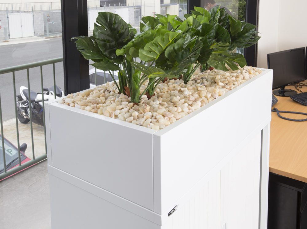 planter-box-situ-image-3-1000x745